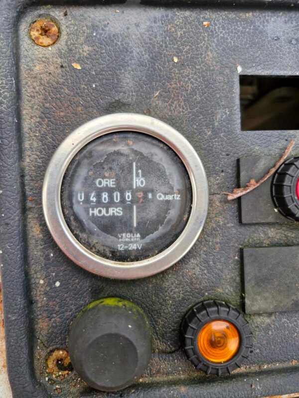 Chariot Élévateur OM FIAT 25C – 1996 – 2,5T – Image 8