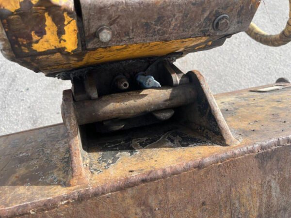 Mini-pelle Caterpillar 304 CR (2003) + Rototilt + 3 Godets – Image 11