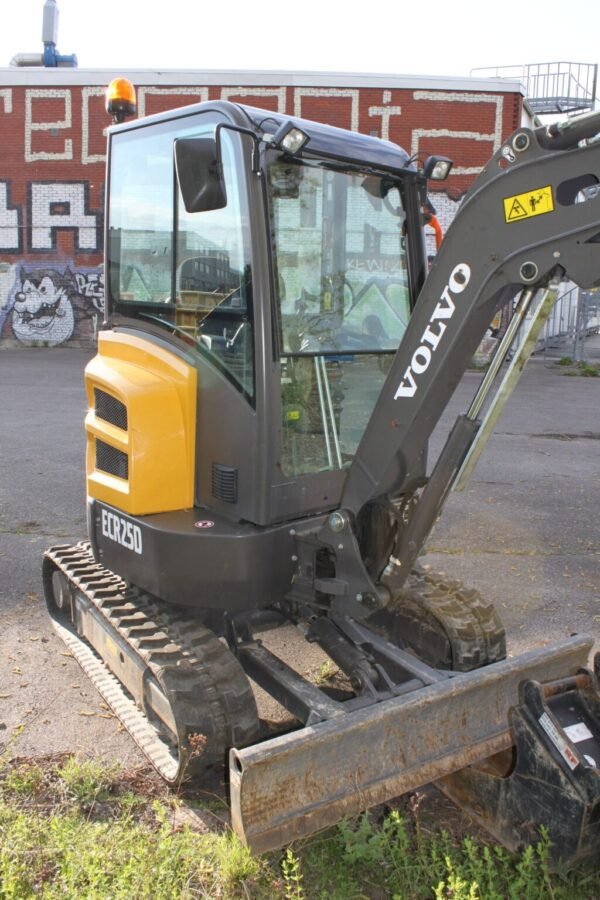 Mini pelle Volvo ECR25D 2020 - Tiltrotateur Engcon - Remorque - 3 Godets – Image 10